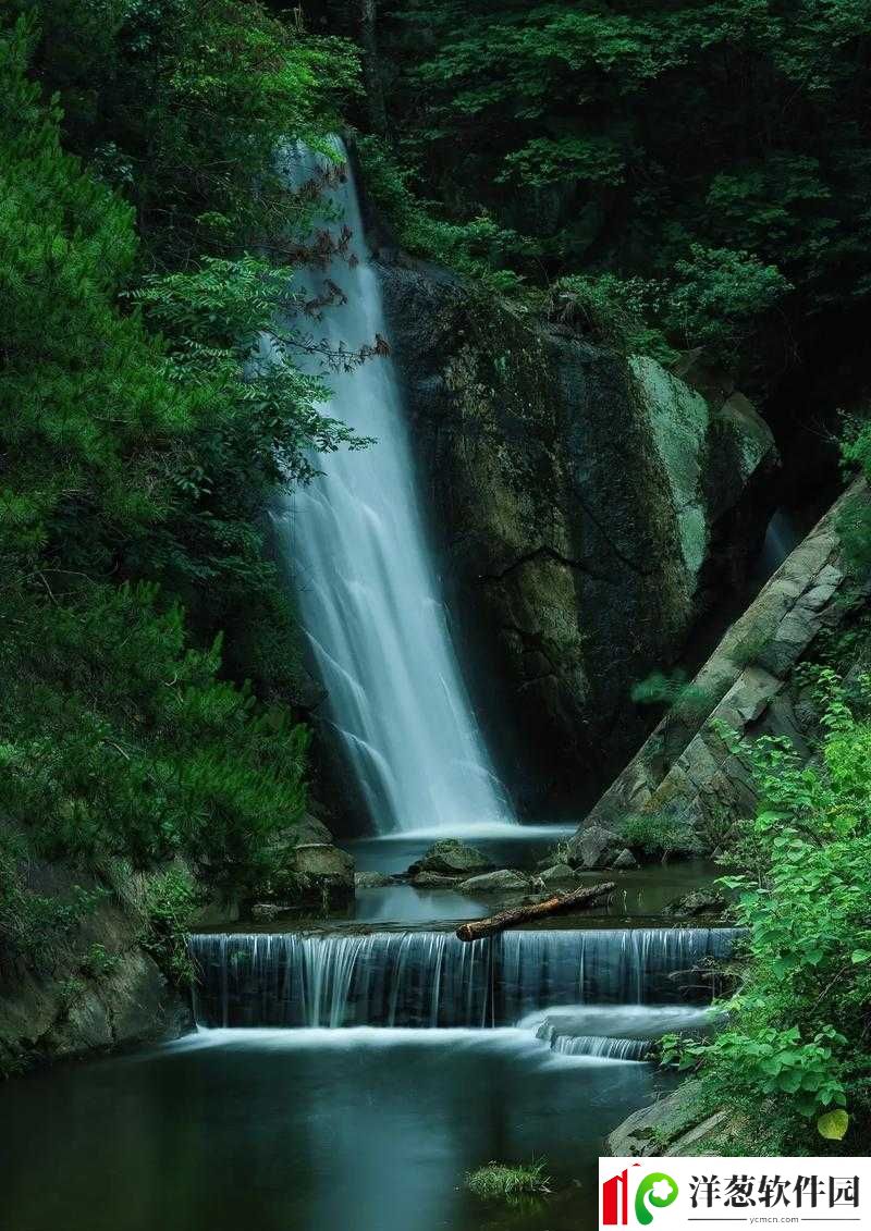 桃花洞口已是溪水潺潺出自哪个景点