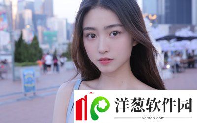 游泳馆里的两个教练孟月月：教学风格独特深受学员欢迎！